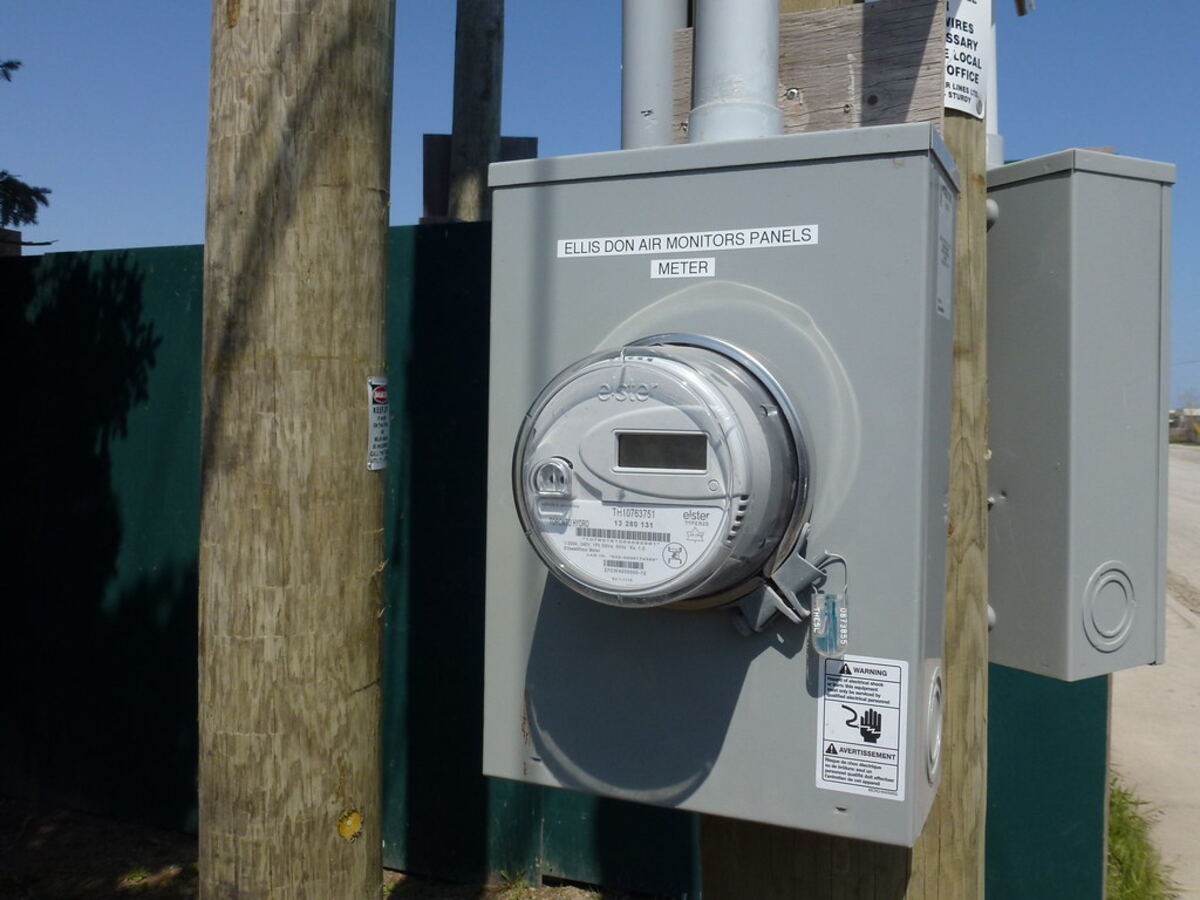 CFE electric meter on a Baja California home